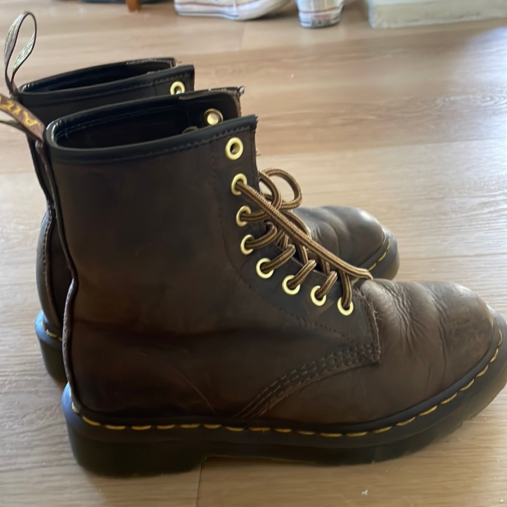 Doc Martens 1460 Crazy Horse Boots